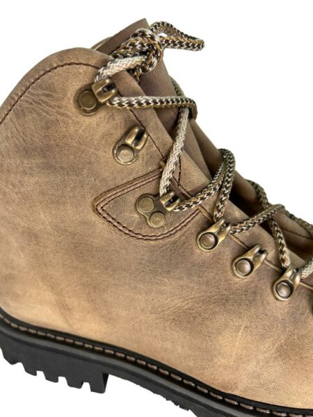 Bota de Montanha - Image 2